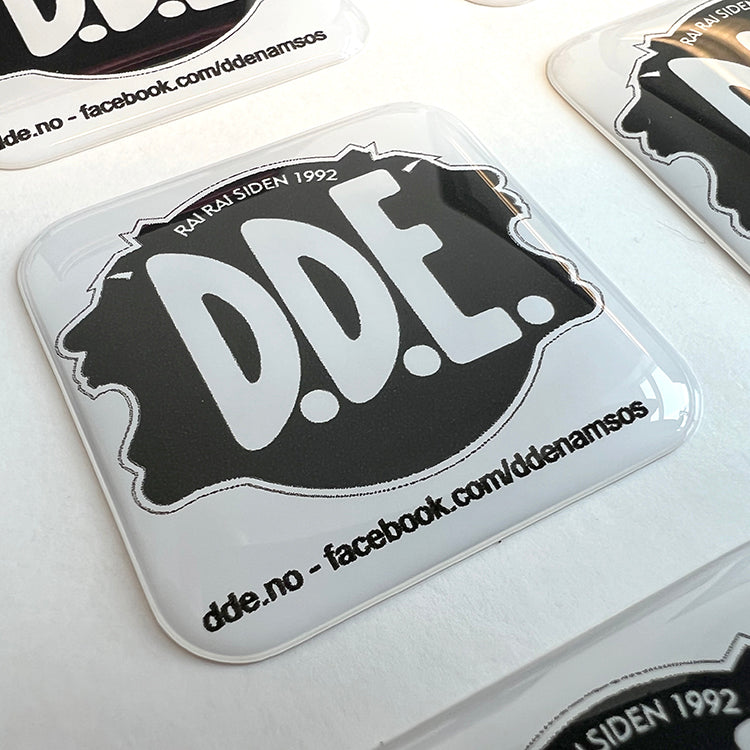 Klistremerke - D.D.E. logo